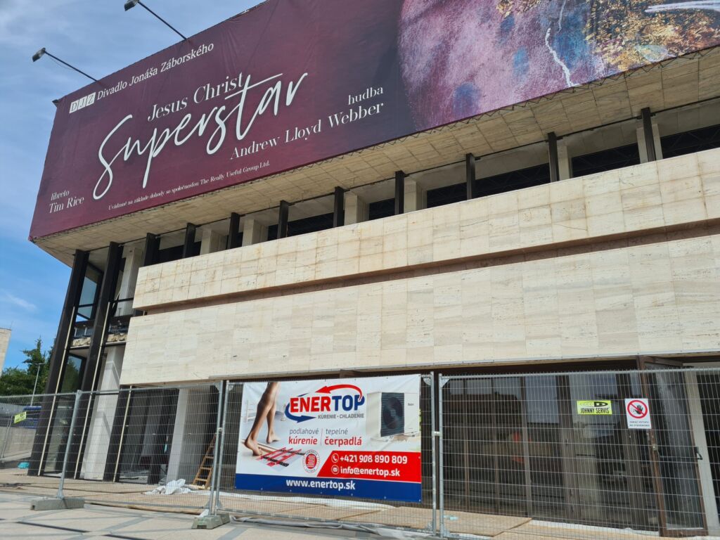 realizácia kúrenia v divadle Jonáša Záborského v Prešove od firmy Enertop