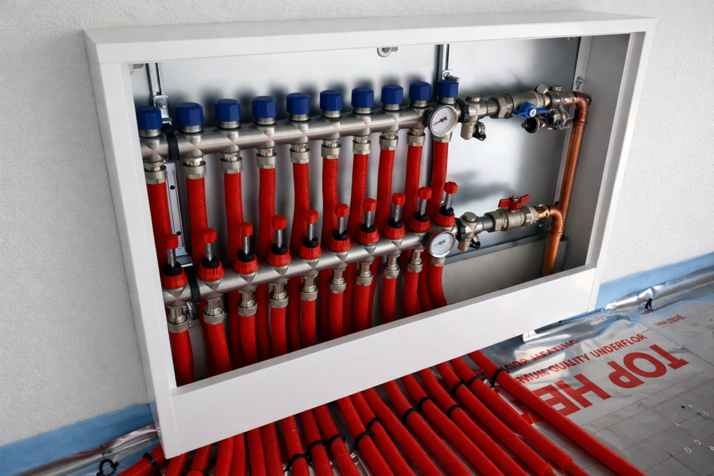 Nadštandardný rodinný dom pri Starej Ľubovni s podlahovým kúrením, realizácia ENERTOP