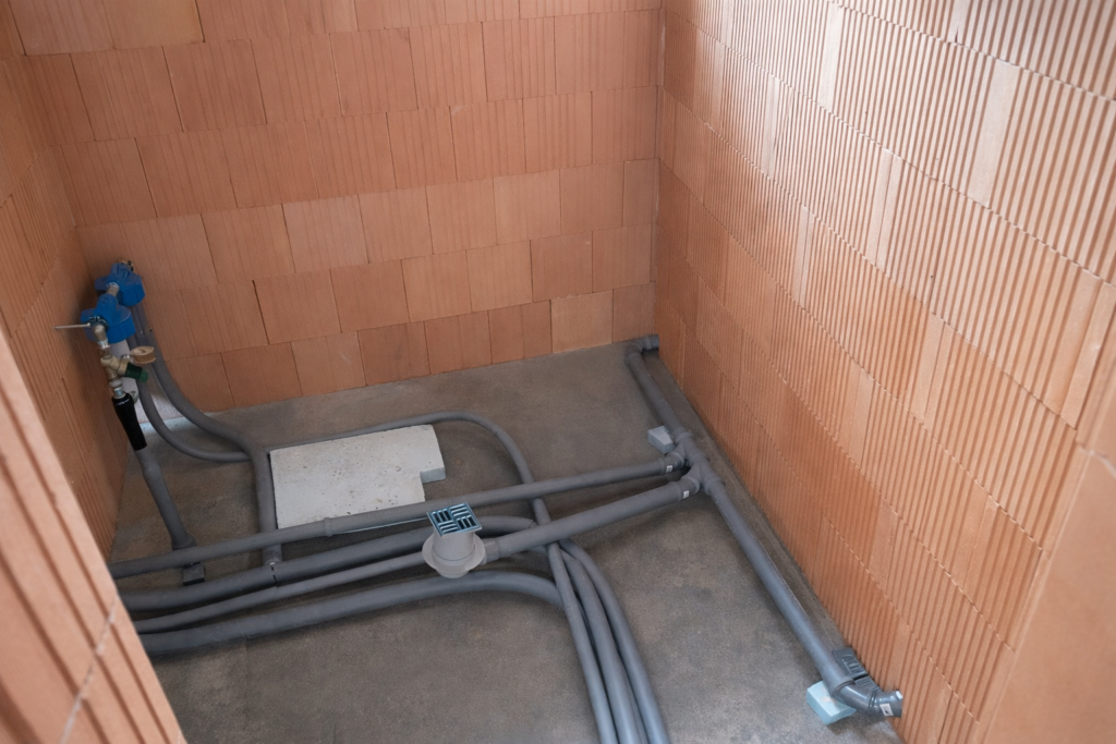 Rodinný dom v lokalite Šibeničná hora pri Starej Ľubovni s podlahovým kúrením, realizácia ENERTOP