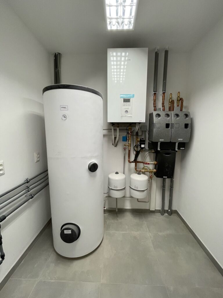 Tepelne čerpadlo Panasonic Aquarea nainštalovaná v novostavbe dvojpodlažného rodinného domu v Prešove firmou ENERTOP.