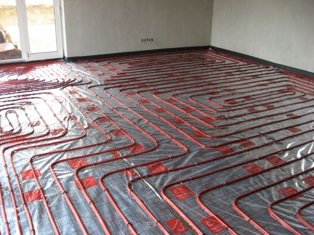 Novostavba rodinného domu v Košiciach-Krásnej s bivalentným kúrením a podlahovým systémom vykurovania realizácia ENERTOP