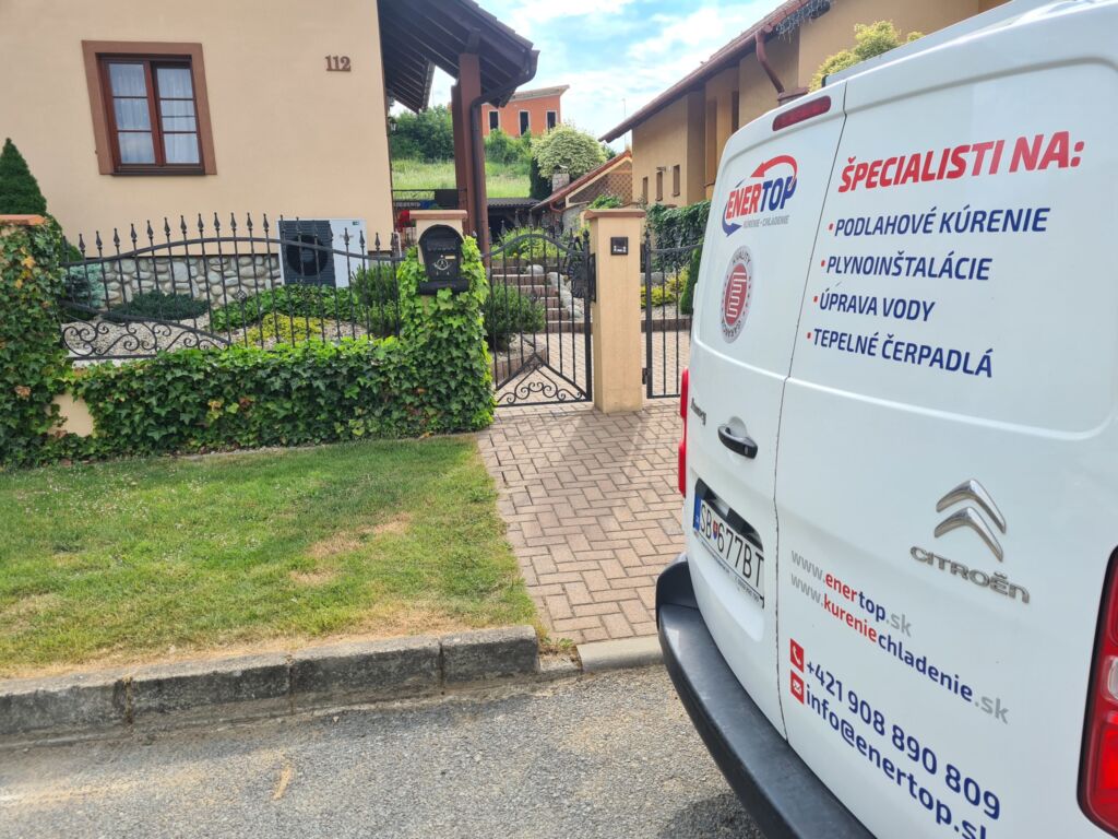 Rodinný dom pri Sabinove po výmene kotla za tepelné čerpadlo, realizácia ENERTOP